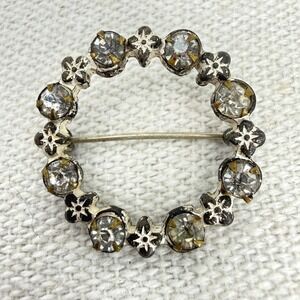 Antique Paste Stone Wreath Brooch Pot Metal Vintage Floral Circle Pin